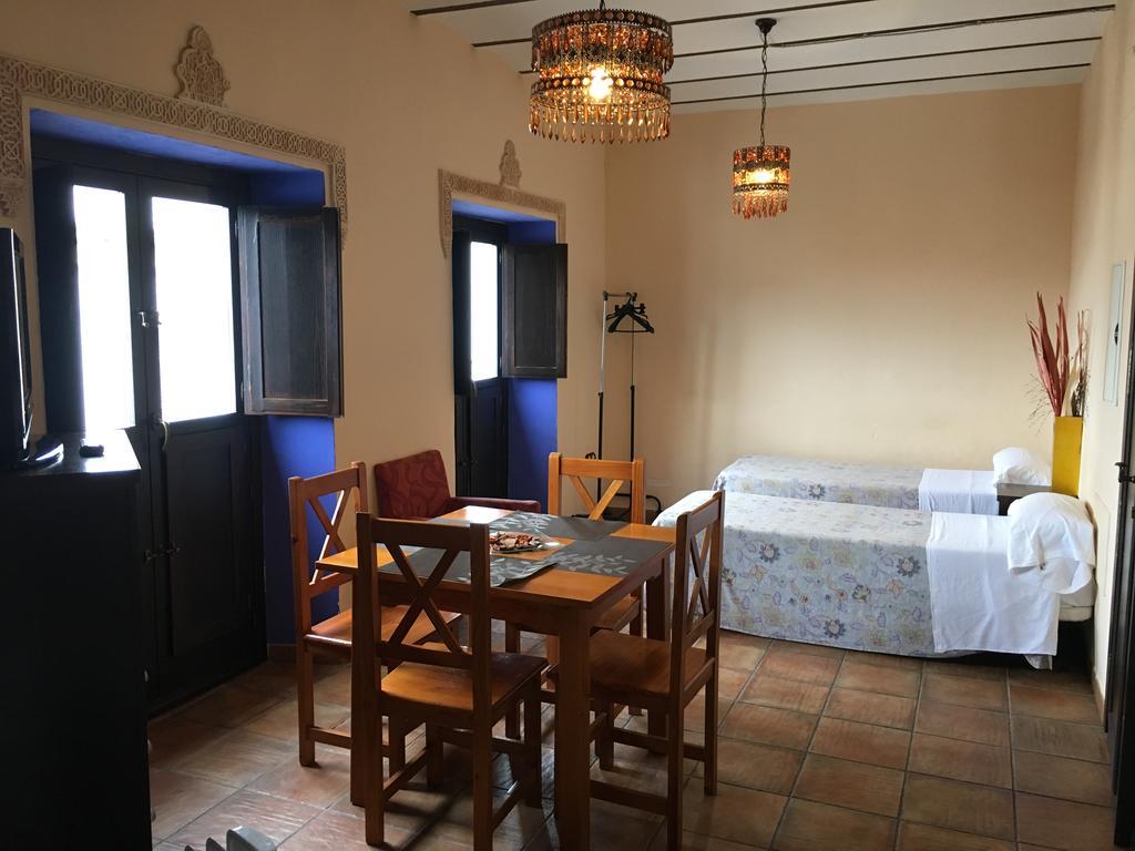 Apartamentos Victoria Bujalance 外观 照片