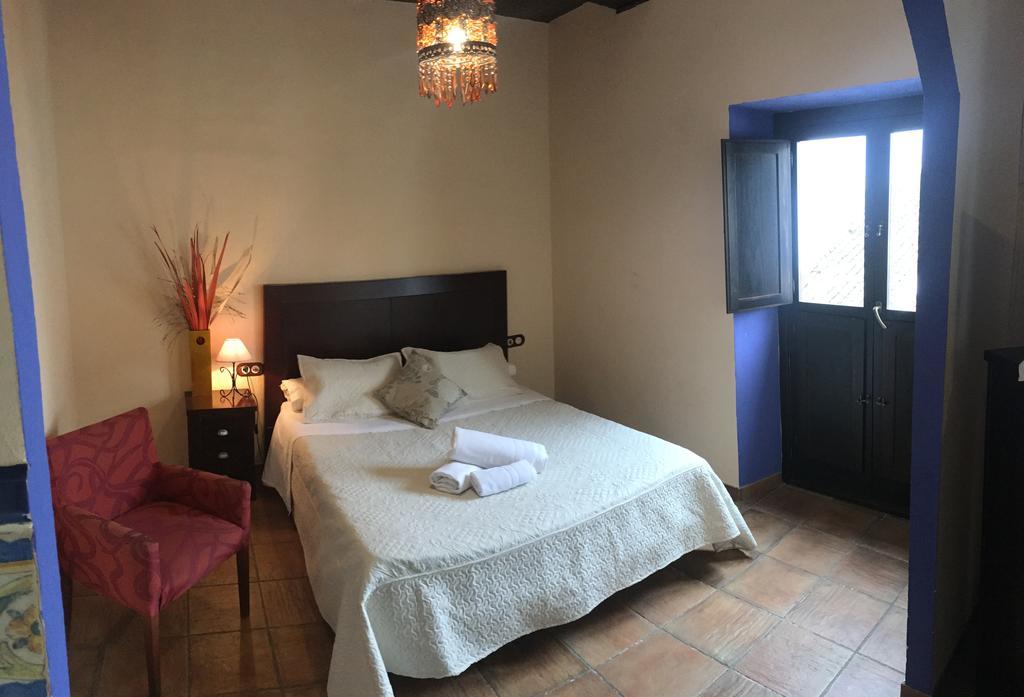 Apartamentos Victoria Bujalance 外观 照片