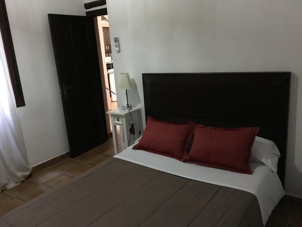 Apartamentos Victoria Bujalance 外观 照片