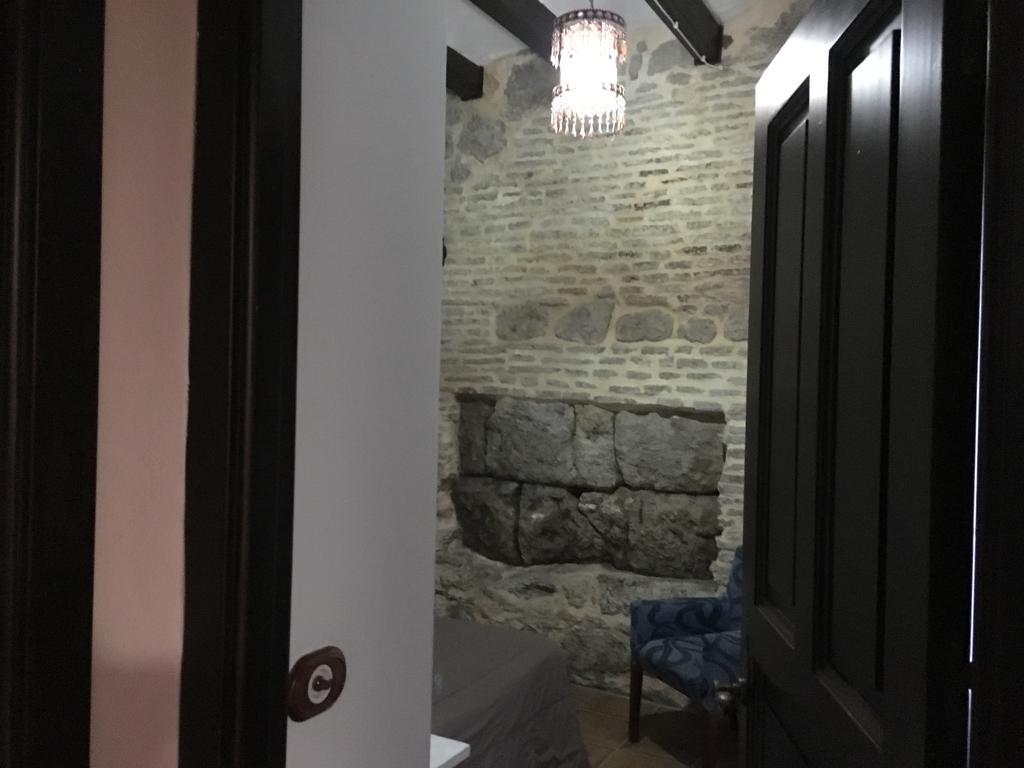 Apartamentos Victoria Bujalance 外观 照片