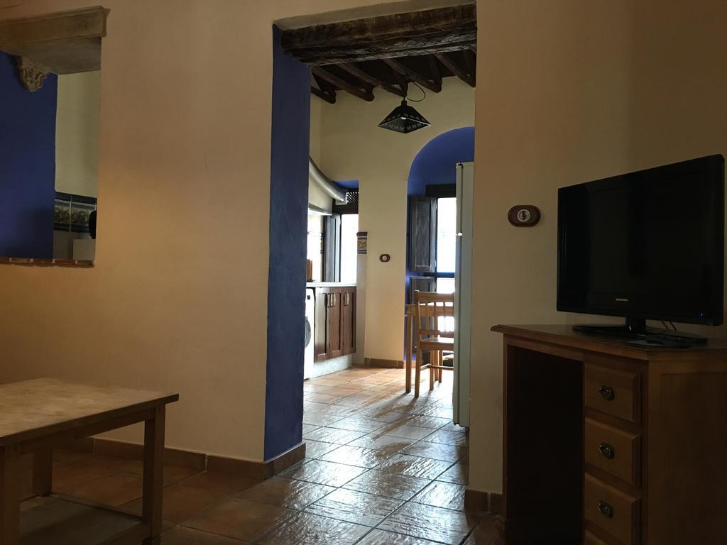 Apartamentos Victoria Bujalance 外观 照片