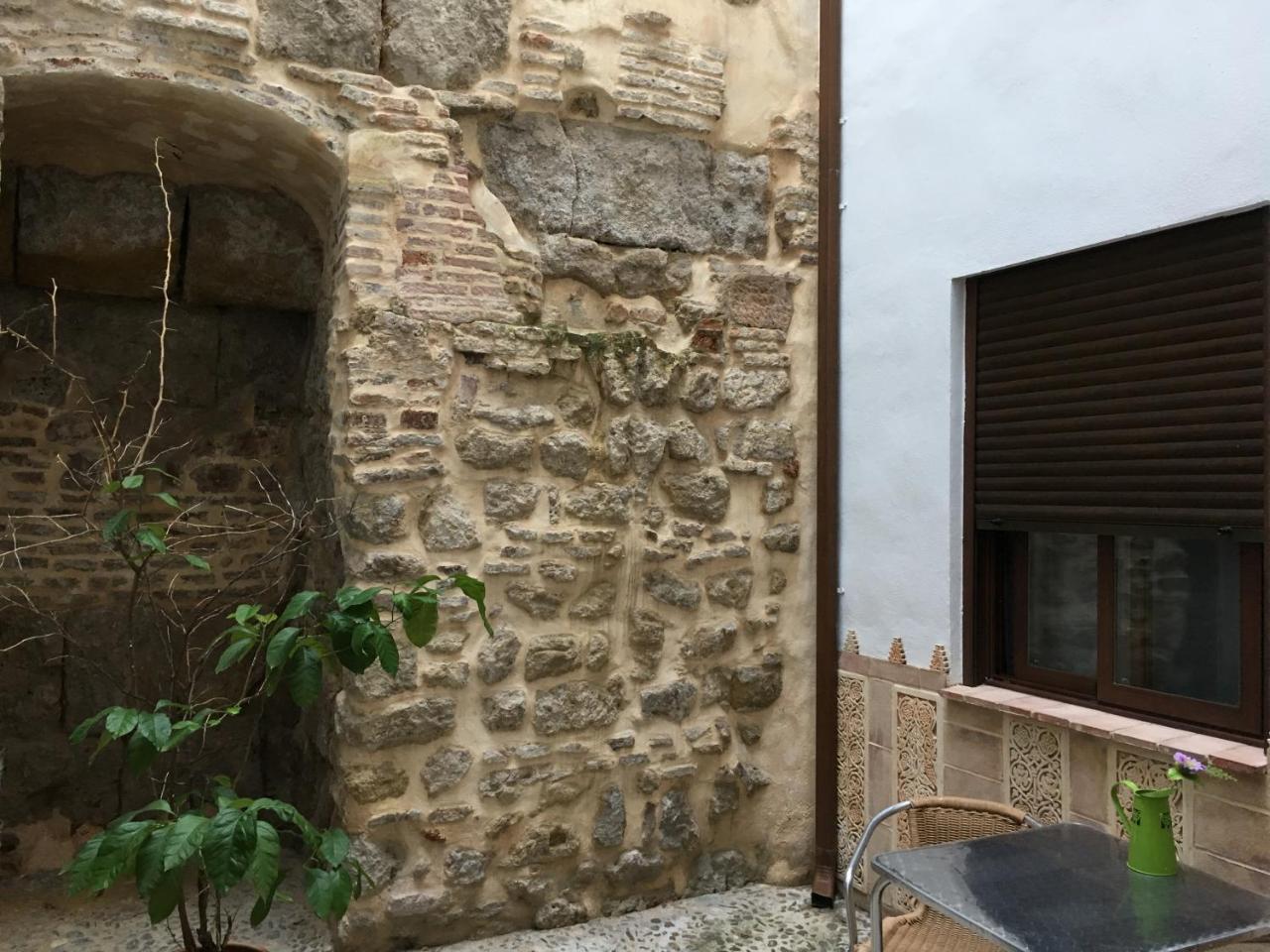 Apartamentos Victoria Bujalance 外观 照片