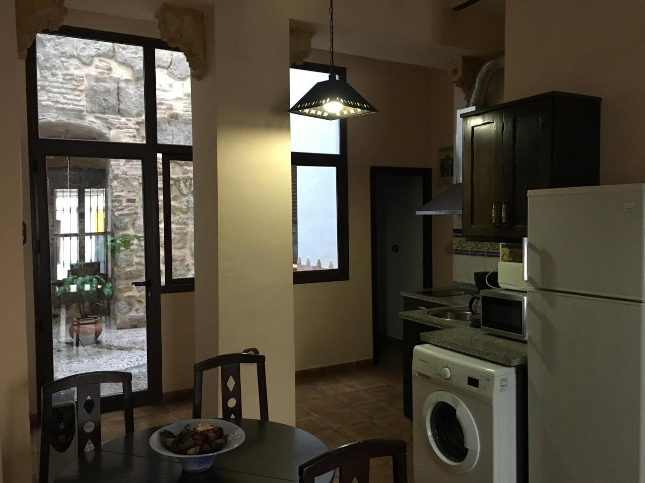 Apartamentos Victoria Bujalance 外观 照片