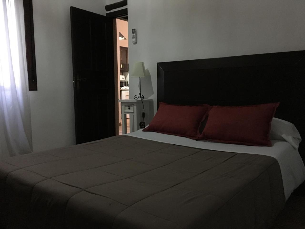 Apartamentos Victoria Bujalance 外观 照片